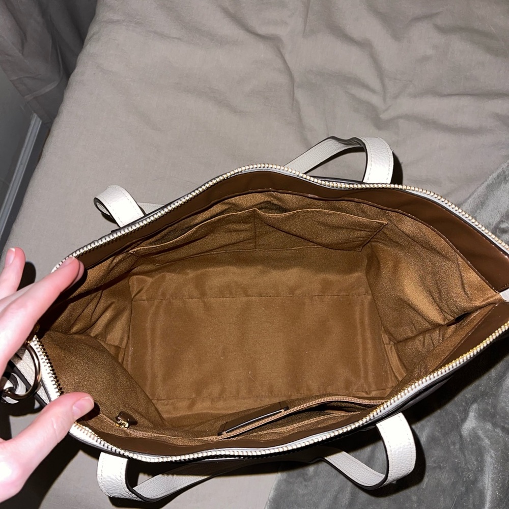 Large Coach Tote - Picture 4 of 7